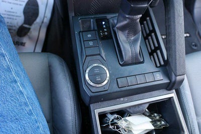 2025 Toyota TACOMA SR5 SR5