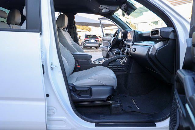 2025 Toyota TACOMA SR5 SR5