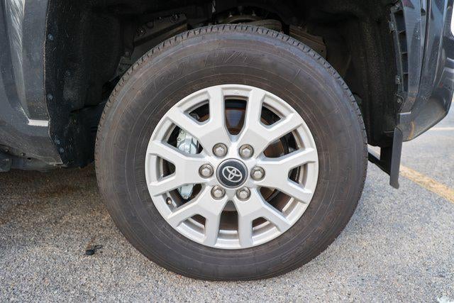 2025 Toyota TACOMA SR5 SR5