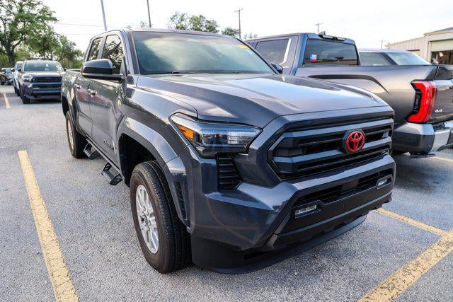 2025 Toyota TACOMA SR5 SR5