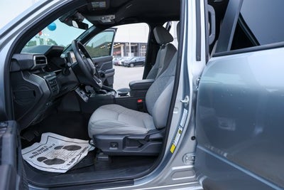 2025 Toyota TACOMA SR5 SR5