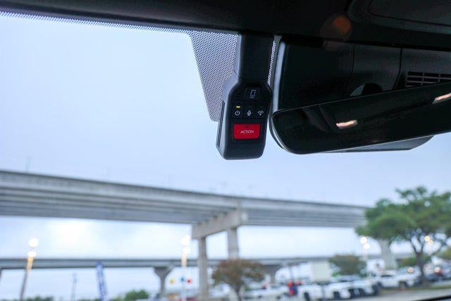 2025 Toyota TACOMA SR5 SR5