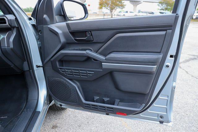 2025 Toyota TACOMA SR5 SR5