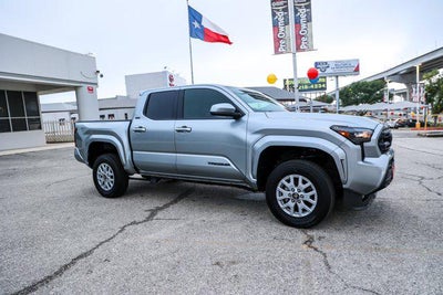 2025 Toyota TACOMA SR5 SR5