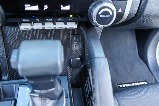 2024 Toyota TACOMA SR5 SR5