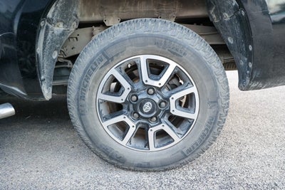2025 Toyota Tacoma 4WD SR5
