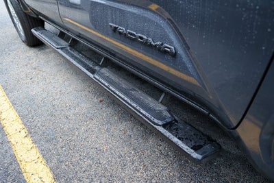 2025 Toyota Tacoma 4WD SR5
