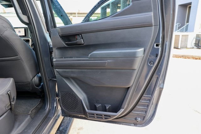 2025 Toyota TACOMA SR5 SR5