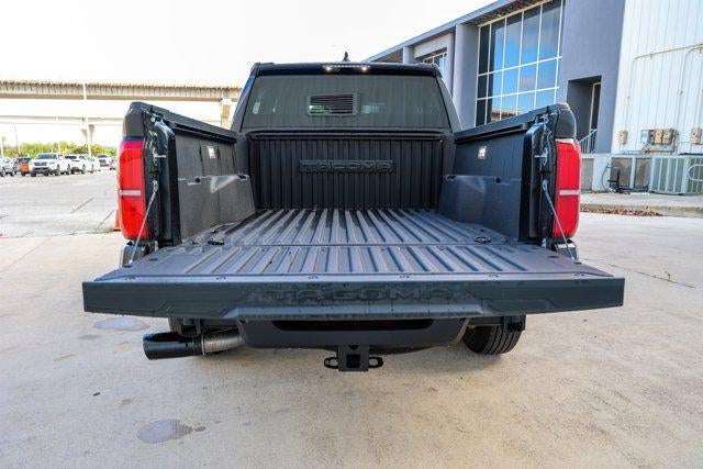 2025 Toyota TACOMA SR5 SR5