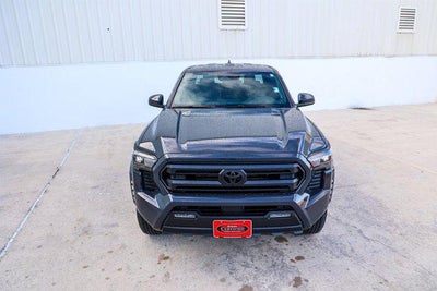 2025 Toyota TACOMA SR5 SR5