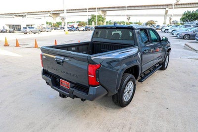 2025 Toyota TACOMA SR5 SR5