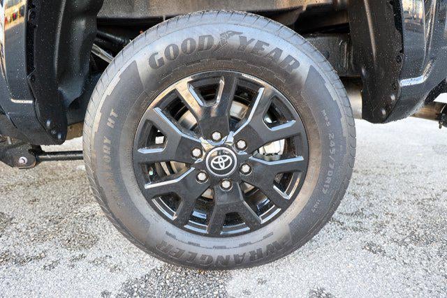 2025 Toyota TACOMA SR5 SR5