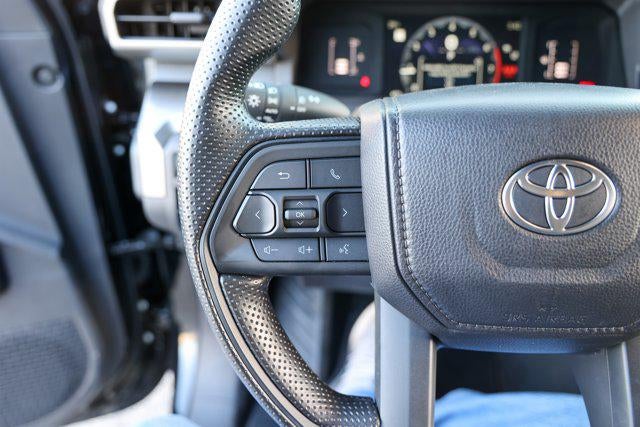 2025 Toyota TACOMA SR5 SR5