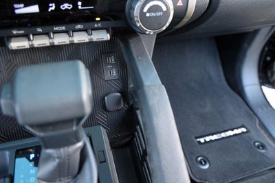 2025 Toyota TACOMA SR5 SR5