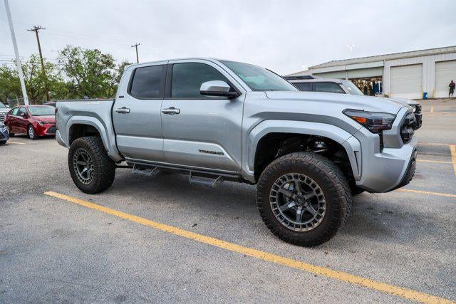 2025 Toyota TACOMA SR5 SR5