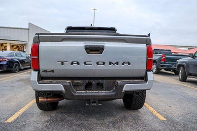 2025 Toyota TACOMA SR5 SR5