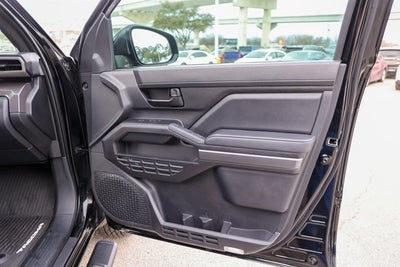 2025 Toyota TACOMA SR5 SR5