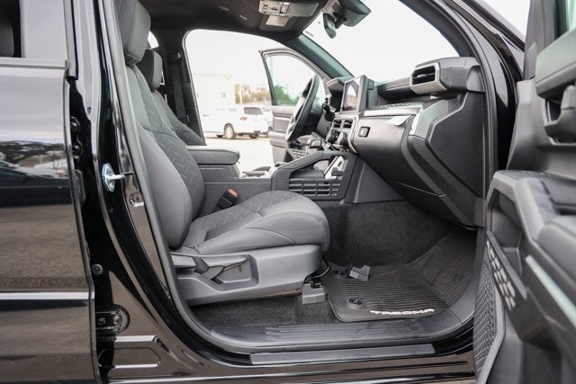 2025 Toyota TACOMA SR5 SR5