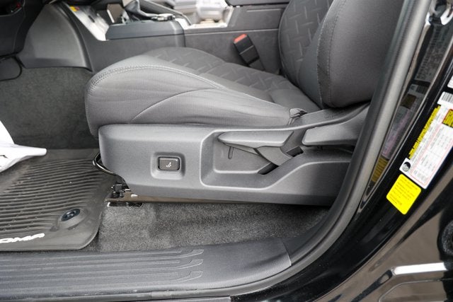 2025 Toyota TACOMA SR5 SR5