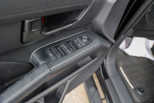 2025 Toyota TACOMA SR5 SR5