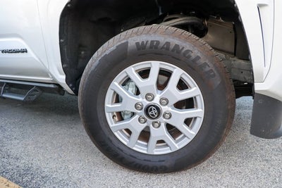 2025 Toyota Tacoma 4WD SR5