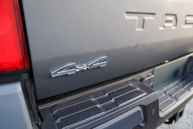 2025 Toyota TACOMA SR5 SR5