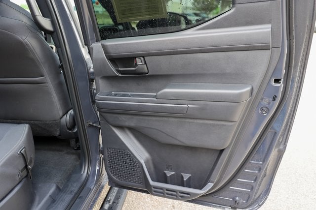 2025 Toyota TACOMA SR5 SR5