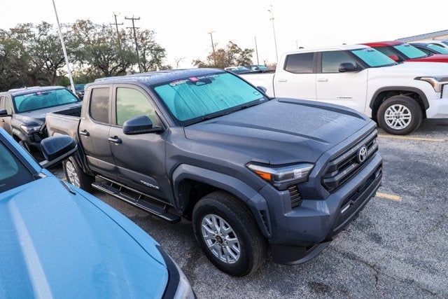 2025 Toyota TACOMA SR5 SR5