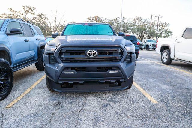2025 Toyota TACOMA SR5 SR5