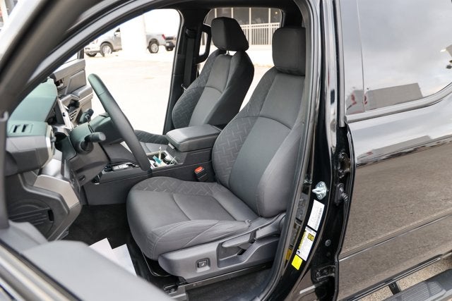2025 Toyota TACOMA SR5 SR5