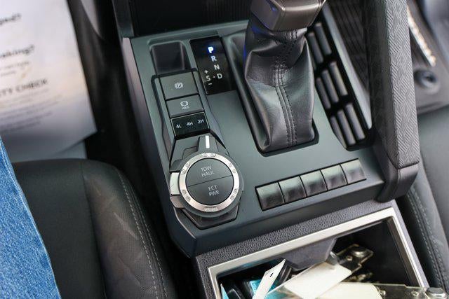 2025 Toyota TACOMA SR5 SR5