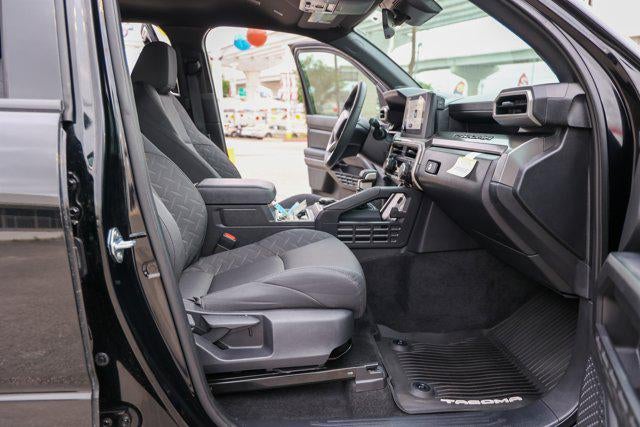 2025 Toyota TACOMA SR5 SR5