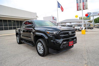 2025 Toyota TACOMA SR5 SR5