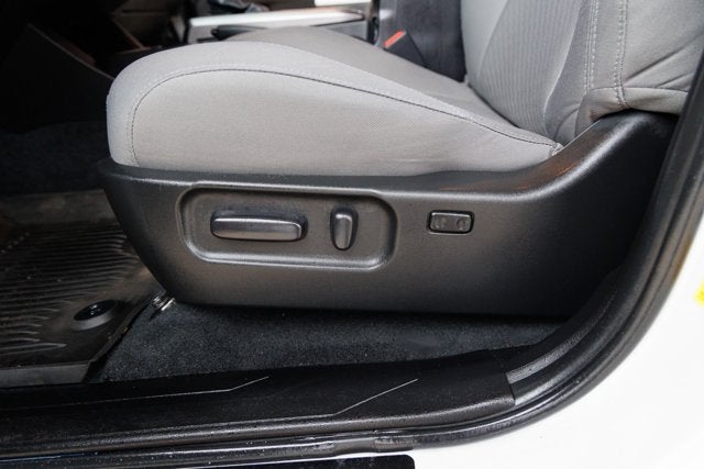 2023 Toyota TACOMA SR5 SR5