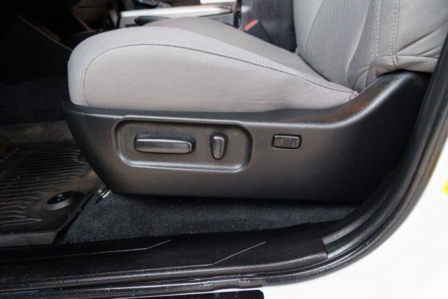 2023 Toyota TACOMA SR5 SR5