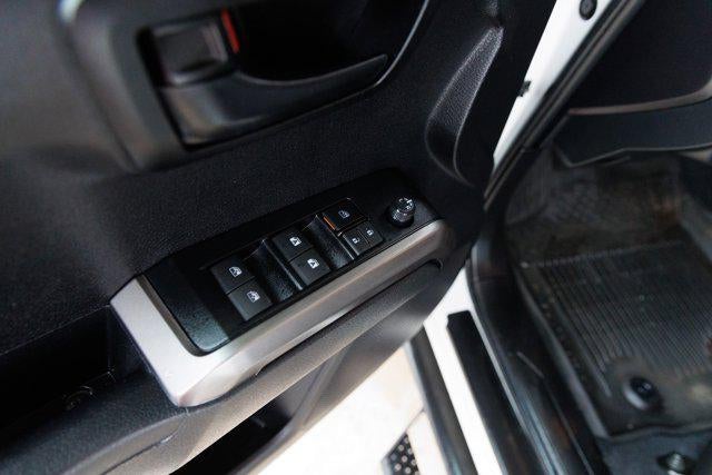 2023 Toyota TACOMA SR5 SR5