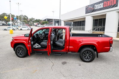 2023 Toyota TACOMA SR5 SR5