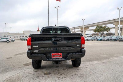 2023 Toyota TACOMA SR SR5