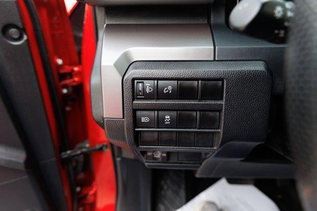 2024 Toyota TACOMA SR5 SR5