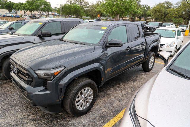2025 Toyota TACOMA SR SR