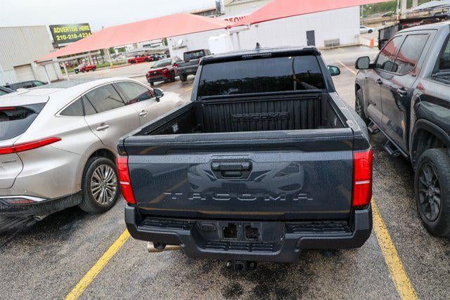 2025 Toyota TACOMA SR SR