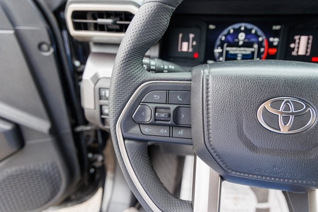 2025 Toyota TACOMA SR5 SR5