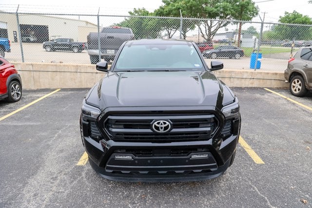 2025 Toyota Tacoma 4WD SR5