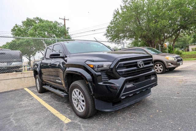 2025 Toyota Tacoma 4WD SR5
