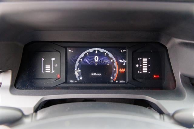 2025 Toyota TACOMA SR5 SR5