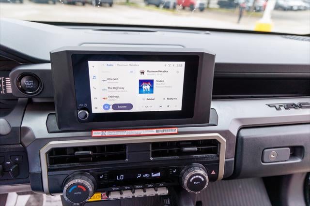 2025 Toyota TACOMA SR5 SR5