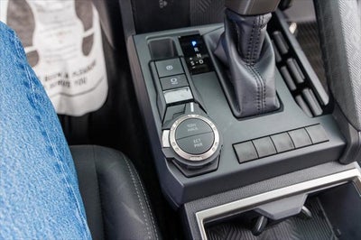 2025 Toyota TACOMA SR5 SR5
