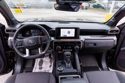 2025 Toyota TACOMA SR5 SR5