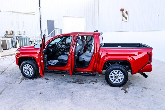2025 Toyota TACOMA SR5 SR5