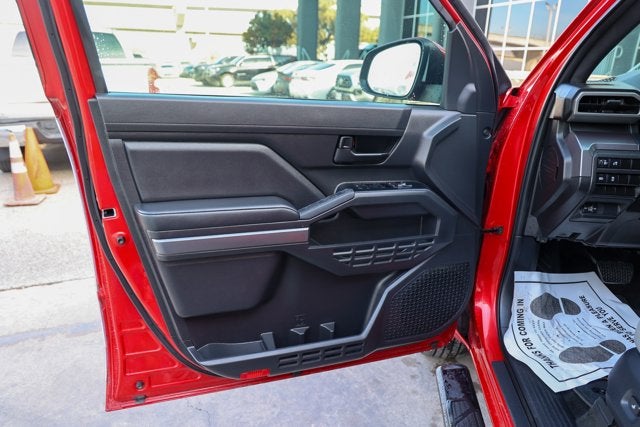 2025 Toyota TACOMA SR5 SR5